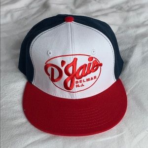 Djais SnapBack
